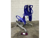 Arjo - carendo - elektrische douchestoel toiletstoel - afbeelding 4 van  5