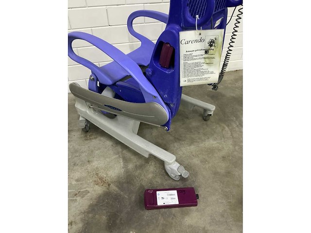 Arjo - carendo - elektrische douchestoel toiletstoel - afbeelding 5 van  5