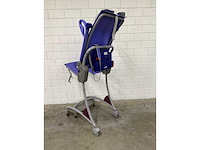 Arjo - carino - elektrische douchestoel toiletstoel - afbeelding 3 van  4