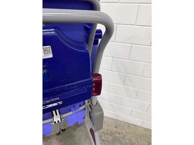 Arjo - carino - elektrische douchestoel toiletstoel - afbeelding 4 van  4