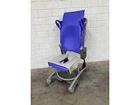 Arjo - carino - elektrische douchestoel toiletstoel - afbeelding 2 van  5