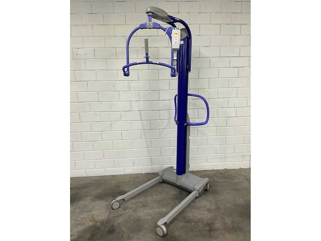 Arjo - maxi move - passieve tillift - afbeelding 4 van  6