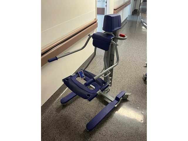 Arjo cdb60x badlift - afbeelding 2 van  6