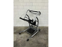 Arjo huntleigh - quick move - verrijdbare opstahulp - afbeelding 2 van  4