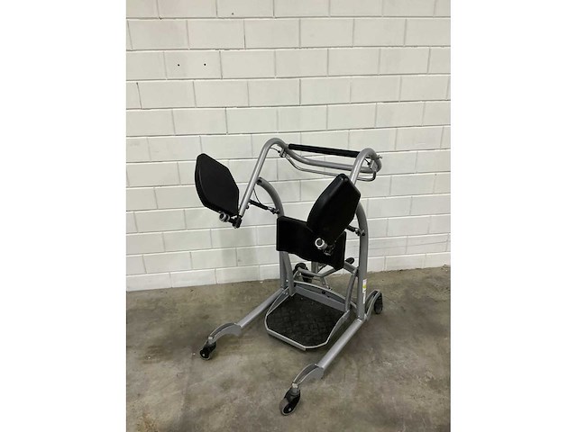 Arjo huntleigh - quick move - verrijdbare opstahulp - afbeelding 3 van  4