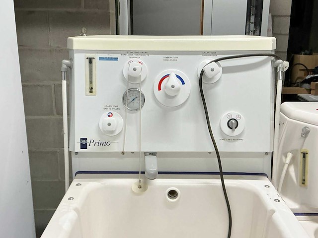 Arjo primo hoog/laag ziekenhuisbad - afbeelding 5 van  5