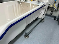 Arjo rhapsody hoog/laag ziekenhuisbad - afbeelding 6 van  6