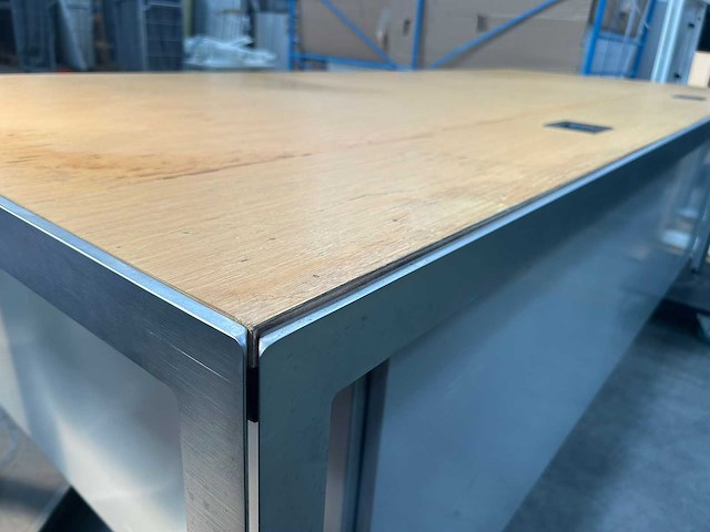 Armani - bureau - afbeelding 2 van  8