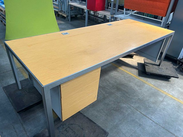 Armani - bureau - afbeelding 3 van  8