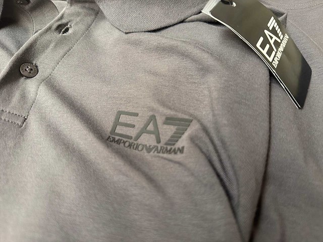 Armani long sleeve - afbeelding 1 van  2