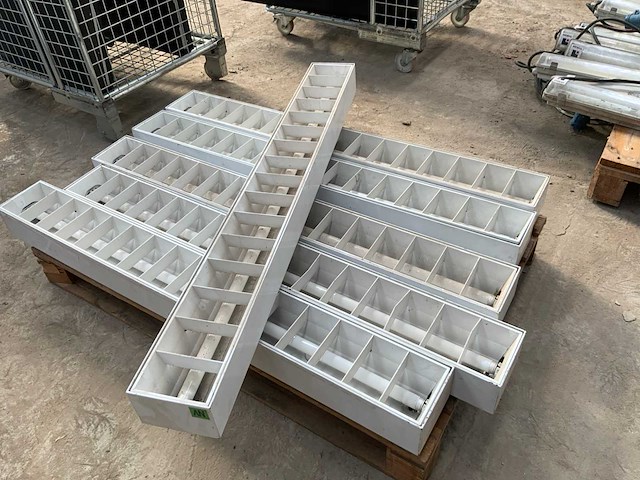 Armaturen winkelverlichting (6x) - afbeelding 2 van  2