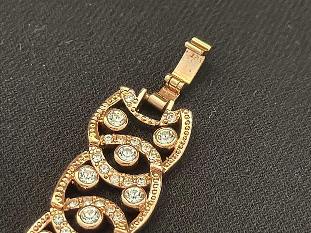 Armband met bijhorende oorbellen - afbeelding 5 van  5
