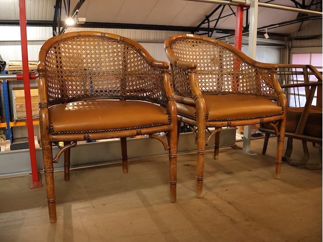 Armstoel koloniale stijl (x2) - afbeelding 1 van  8