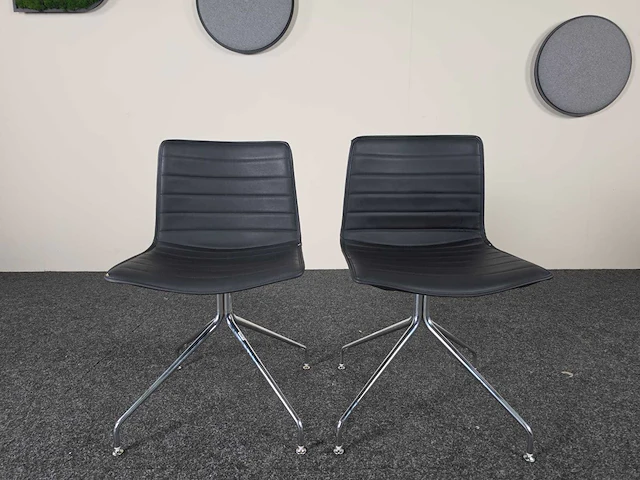 Arper - vergaderstoelen (2x) - afbeelding 9 van  11