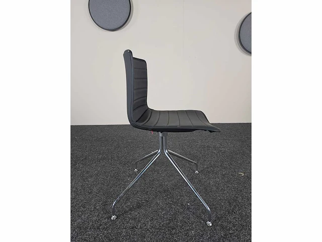 Arper - vergaderstoelen (2x) - afbeelding 5 van  11