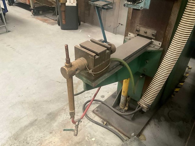 Arplas rpd100 puntlasmachine - afbeelding 10 van  13