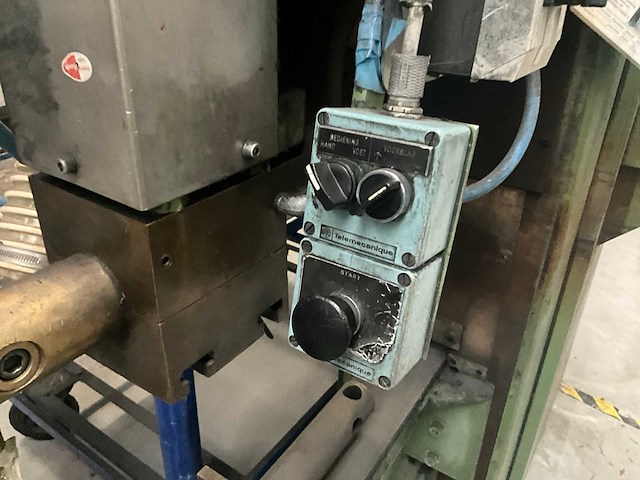 Arplas rpd100 puntlasmachine - afbeelding 10 van  13