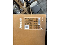 Artemide la petite tafellamp - afbeelding 3 van  3