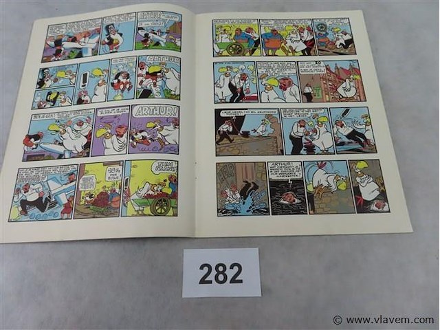 Arthur de vetvogel - afbeelding 2 van  3