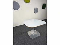 Artifort - conco - tafel - afbeelding 2 van  7