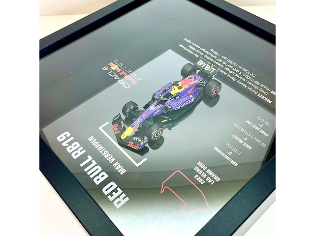 Artwork - xrace - red bull rb19 max verstappen – las vegas gp 2023 - afbeelding 2 van  6