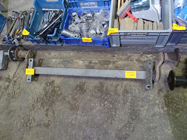 As voor aanhangwagen - flensafstand 0,945m - afbeelding 1 van  4