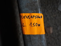 As voor aanhangwagen met wielen l. 1,60m (flensen ontbreken) - afbeelding 2 van  2