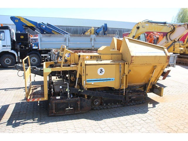 Asfaltmachine caterpillar bb-621c 25.3kw 2008 - afbeelding 1 van  1