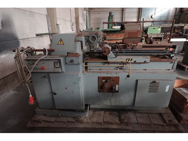 Assenafkortzaagmachine - afbeelding 1 van  8