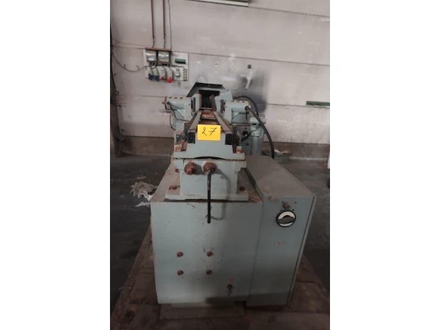Assenafkortzaagmachine - afbeelding 2 van  8
