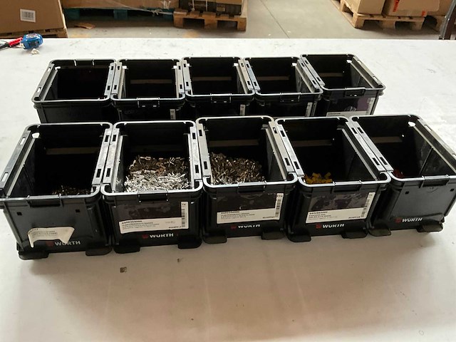 Assorti bevestigingsmaterialen o.a. ringtong en vlakstekkerhulzen in stapelbare bakken - afbeelding 11 van  14