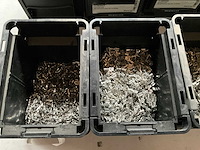 Assorti bevestigingsmaterialen o.a. ringtong en vlakstekkerhulzen in stapelbare bakken - afbeelding 4 van  8