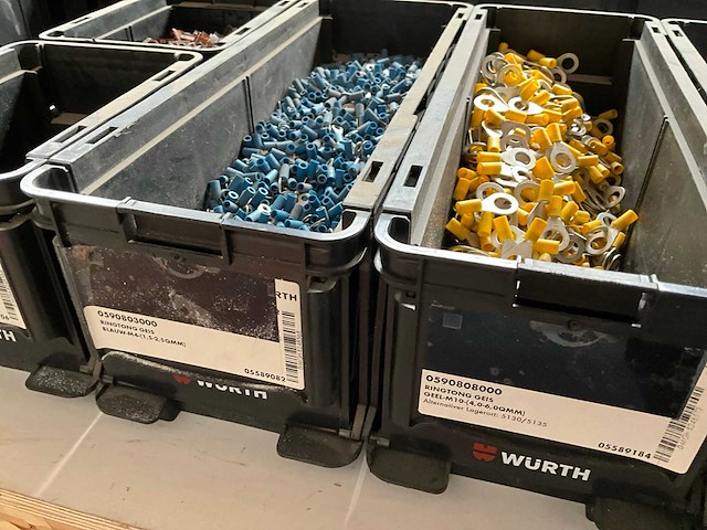 Assorti bevestigingsmaterialen o.a. ringtong in stapelbare bakken - afbeelding 2 van  16