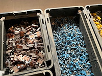 Assorti bevestigingsmaterialen o.a. ringtong in stapelbare bakken - afbeelding 9 van  16