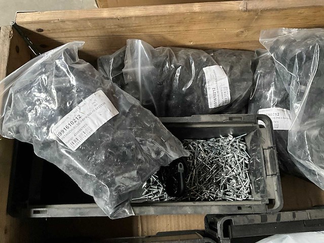 Assorti diverse bevestigingsmaterialen - afbeelding 4 van  16