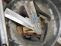 Assortiment aannemersmateriaal - afbeelding 2 van  6