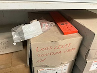 Assortiment blum accessoires en toebehoren - afbeelding 13 van  14