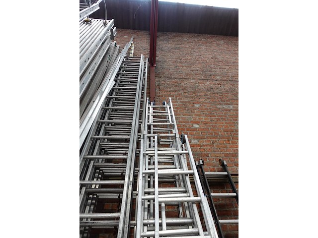 Assortiment diverse ladders - afbeelding 2 van  5