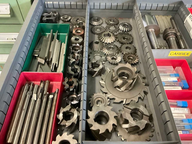 Assortiment diverse snijgereedschappen - afbeelding 5 van  6