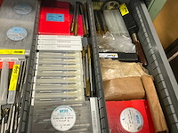 Assortiment draadtappen en snijkussens - afbeelding 6 van  7
