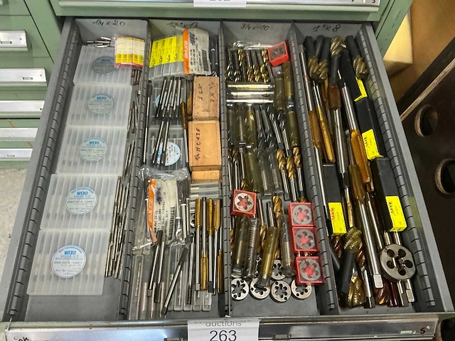 Assortiment draadtappen en snijkussens - afbeelding 1 van  5