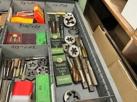 Assortiment draadtappen en snijkussens - afbeelding 3 van  9