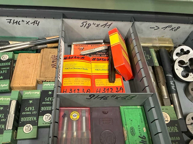 Assortiment draadtappen en snijkussens - afbeelding 4 van  9
