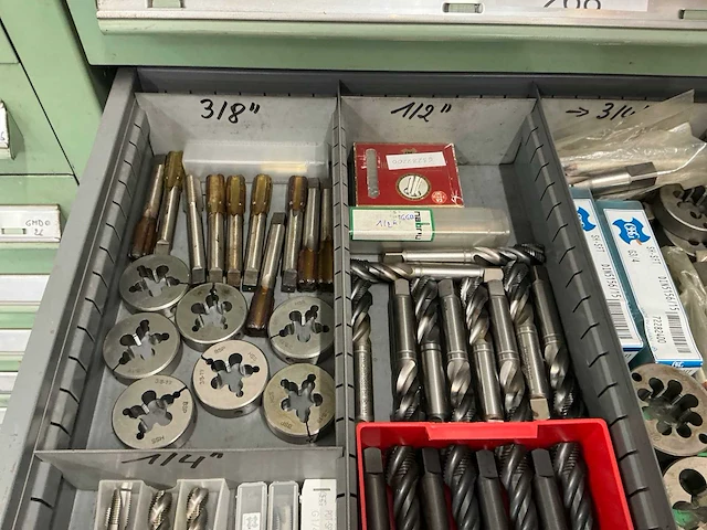 Assortiment draadtappen en snijkussens - afbeelding 5 van  7