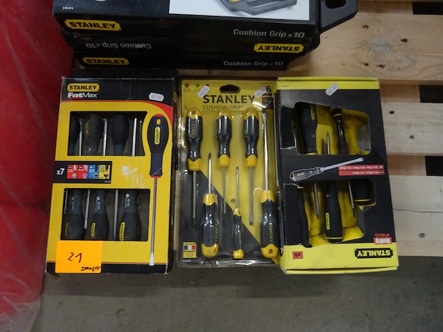Assortiment handgereedschap stanley - afbeelding 2 van  3