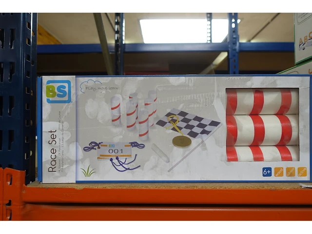 Assortiment kinderspeelgoed - afbeelding 2 van  8