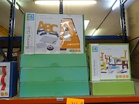 Assortiment kinderspeelgoed - afbeelding 3 van  8