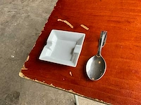 Assortiment kommetjes en bordjes - afbeelding 2 van  9