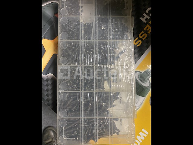 Assortiment metaalschroeven - afbeelding 2 van  2