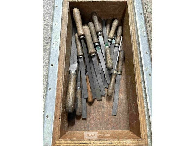 Assortiment metaalvijlen plat -excl houten bak - afbeelding 2 van  2